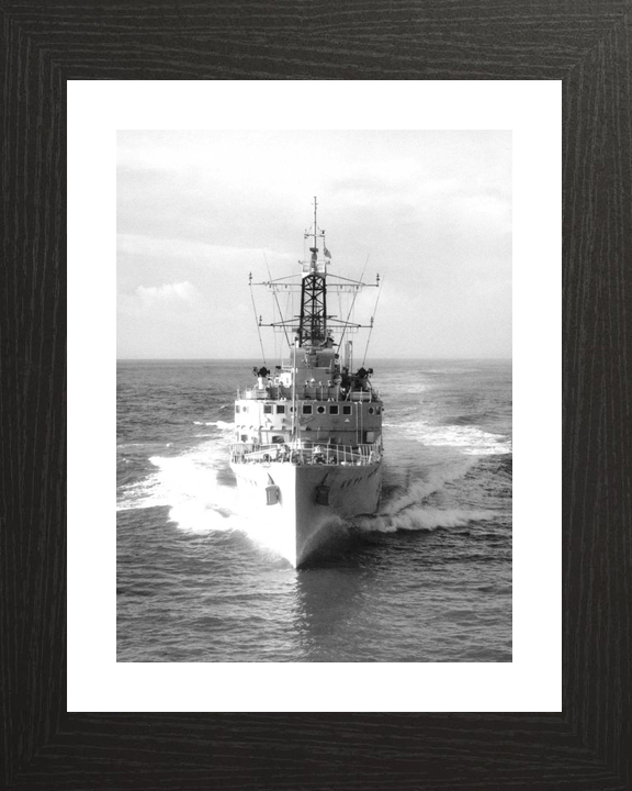 HMS Verulam F29 Type 15 Frigate Photo Print - Posters, Prints, & Visual Artwork - by Hampshire Prints (image 2 of 9)