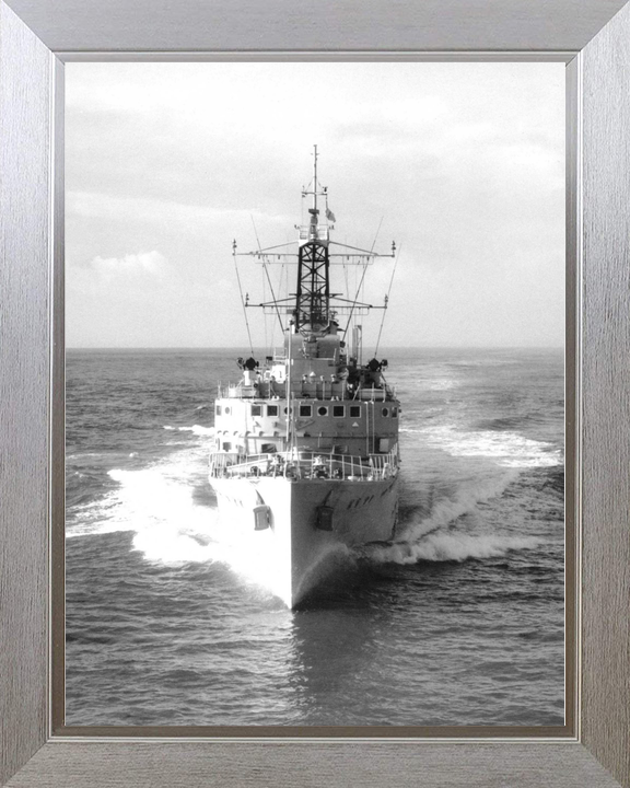 HMS Verulam F29 Type 15 Frigate Photo Print - Posters, Prints, & Visual Artwork - by Hampshire Prints (image 7 of 9)
