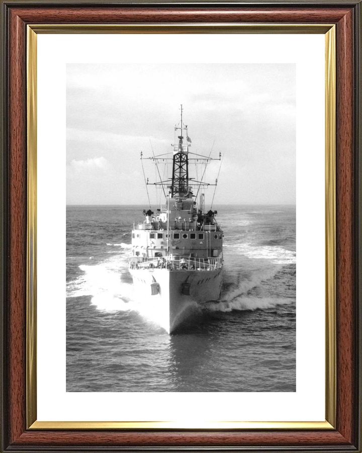 HMS Verulam F29 Type 15 Frigate Photo Print - Posters, Prints, & Visual Artwork - by Hampshire Prints (image 8 of 9)
