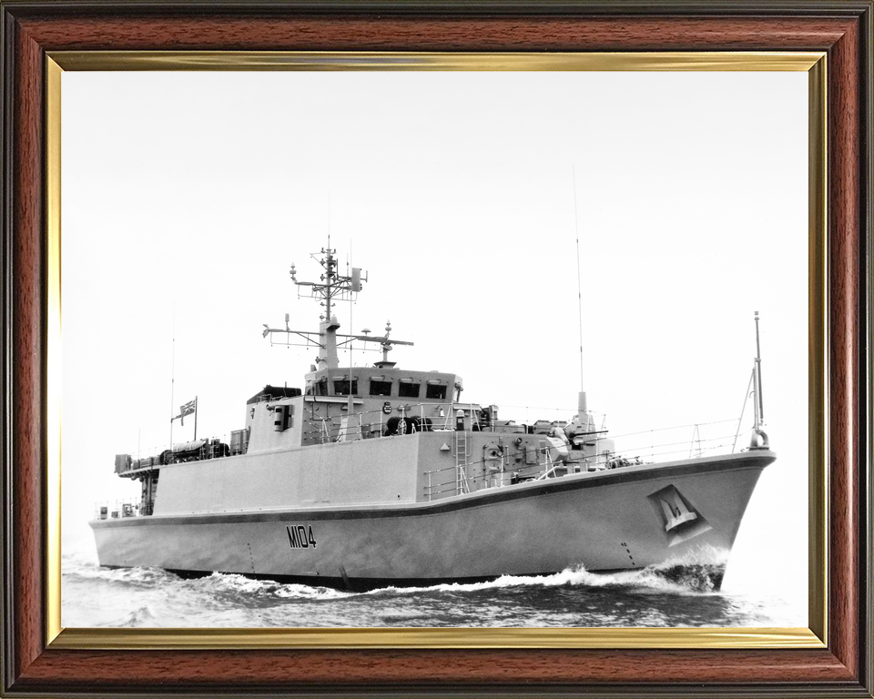 HMS Walney M104 Sandown Class Minehunter Underway Photo Print - Posters, Prints, & Visual Artwork - by Hampshire Prints (image 9 of 9)