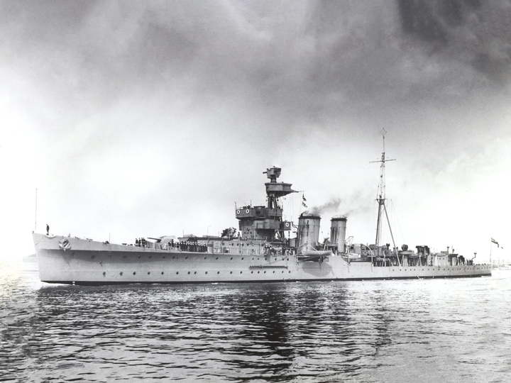 HMS Cairo (D87) Royal Navy C Class Light Cruiser Port Side View Photo Print Wall Art Decor Posters, Prints, & Visual Artwork Hampshire Prints 6 x 4 No Frame No