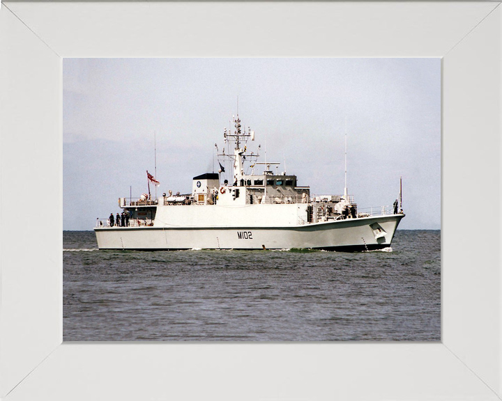 HMS Inverness M102 Sandown Class Minehunter May 2003 Photo Print - Posters, Prints, & Visual Artwork - by Hampshire Prints (image 5 of 9)