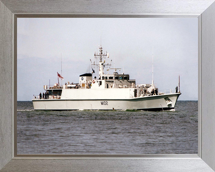 HMS Inverness M102 Sandown Class Minehunter May 2003 Photo Print - Posters, Prints, & Visual Artwork - by Hampshire Prints (image 7 of 9)