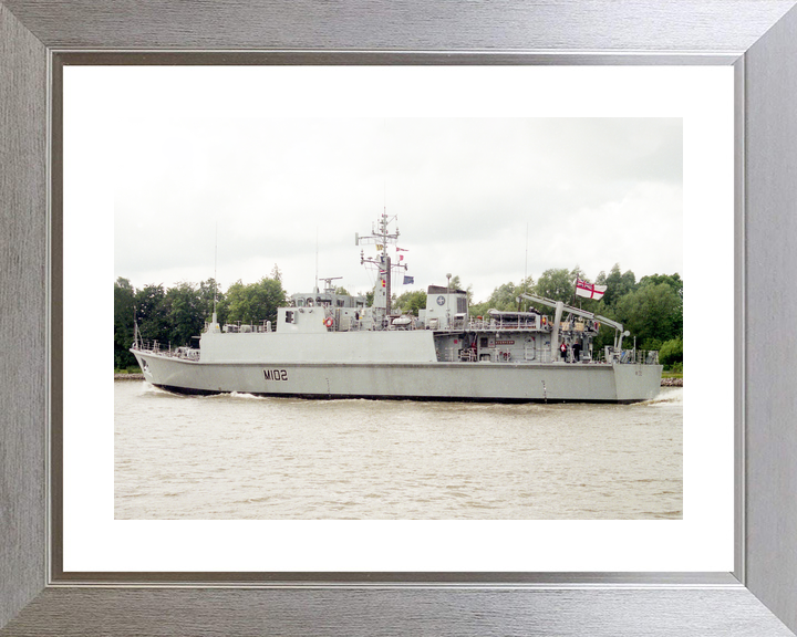 HMS Inverness M102 Sandown Class Minehunter June 1996 Photo Print - Posters, Prints, & Visual Artwork - by Hampshire Prints (image 6 of 9)