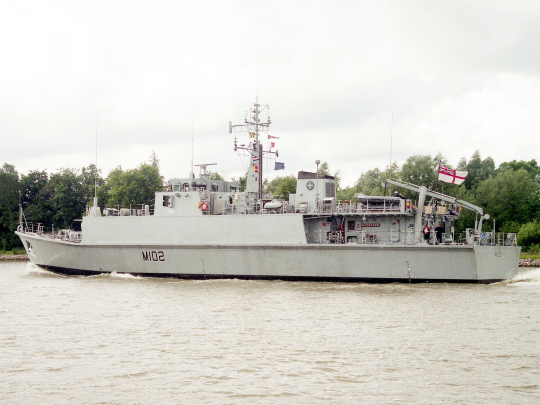 HMS Inverness M102 Sandown Class Minehunter June 1996 Photo Print - Posters, Prints, & Visual Artwork - by Hampshire Prints (image 1 of 9)