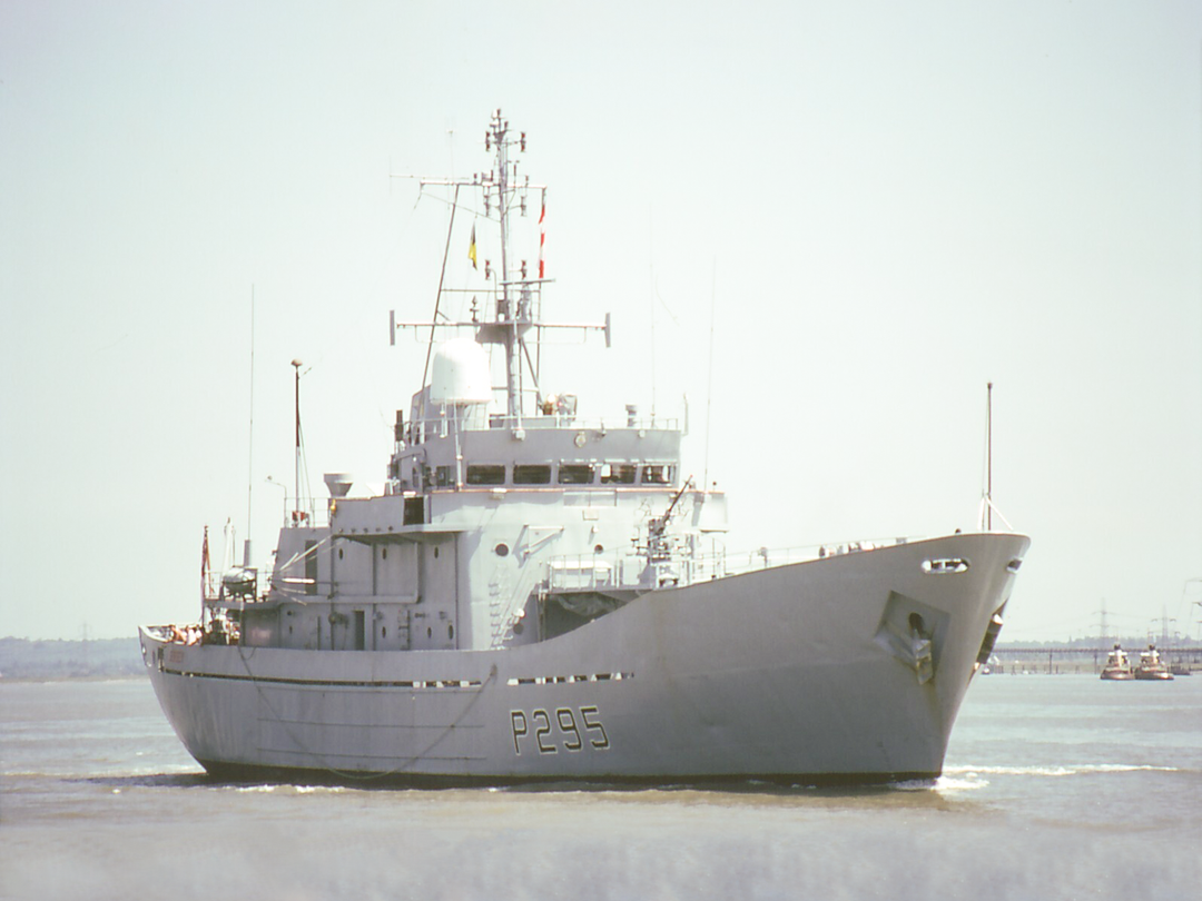 HMS Jersey P295 Island Class Patrol Vessel 20 June 1989 Photo Print - Posters, Prints, & Visual Artwork - by Hampshire Prints (image 1 of 9)