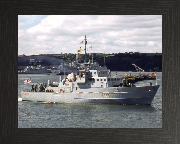 HMS Sandpiper P263 Bird Class Patrol Vessel August 1980 Photo Print - Posters, Prints, & Visual Artwork - by Hampshire Prints (image 3 of 9)