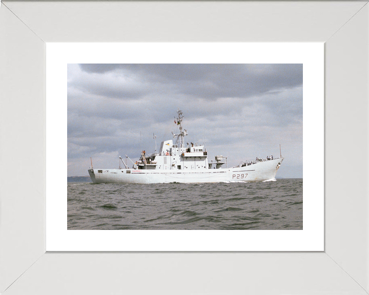 HMS Guernsey (P297) Royal Navy Island Class Patrol Vessel Starboard Beam View Photo Print Wall Art Decor - Posters, Prints, & Visual Artwork - by Hampshire Prints (image 4 of 9)