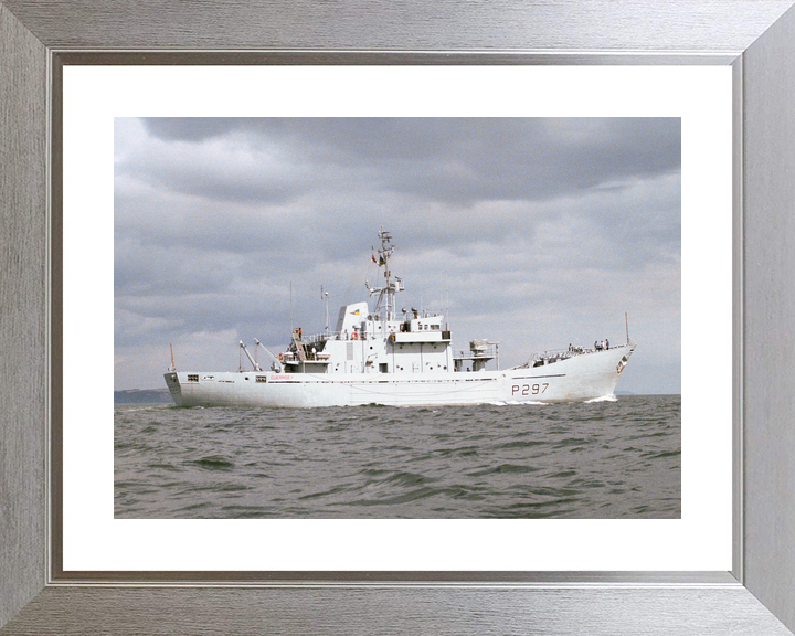 HMS Guernsey (P297) Royal Navy Island Class Patrol Vessel Starboard Beam View Photo Print Wall Art Decor - Posters, Prints, & Visual Artwork - by Hampshire Prints (image 6 of 9)