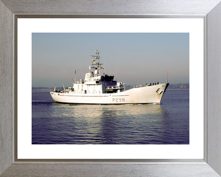 HMS Shetland P298 Island Class Patrol Vessel October 1990 Photo Print - Posters, Prints, & Visual Artwork - by Hampshire Prints (image 6 of 9)