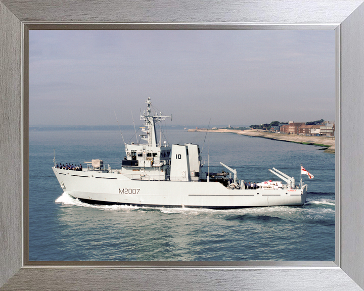 HMS Humber (M2007) Royal Navy River Class Minesweeper Leaving Portsmouth Photo Print Wall Art Decor - Posters, Prints, & Visual Artwork - by Hampshire Prints (image 7 of 9)