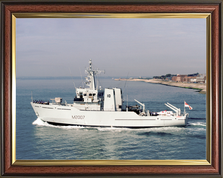 HMS Humber (M2007) Royal Navy River Class Minesweeper Leaving Portsmouth Photo Print Wall Art Decor - Posters, Prints, & Visual Artwork - by Hampshire Prints (image 9 of 9)