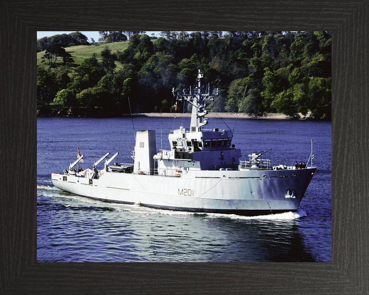 HMS Orwell M2011 River Class Minesweeper May 1990 Starboard Side View Photo Print - Posters, Prints, & Visual Artwork - by Hampshire Prints (image 3 of 9)