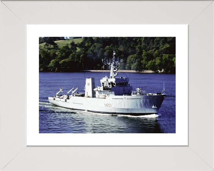 HMS Orwell M2011 River Class Minesweeper May 1990 Starboard Side View Photo Print - Posters, Prints, & Visual Artwork - by Hampshire Prints (image 4 of 9)