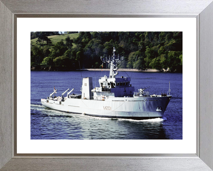 HMS Orwell M2011 River Class Minesweeper May 1990 Starboard Side View Photo Print - Posters, Prints, & Visual Artwork - by Hampshire Prints (image 6 of 9)
