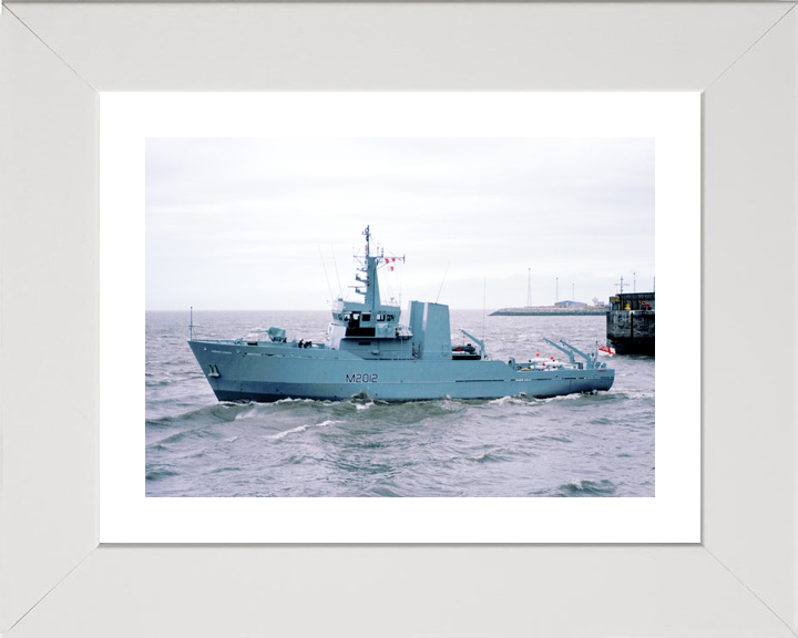 HMS Ribble M2012 River Class Minesweeper May 1986 Photo Print - Posters, Prints, & Visual Artwork - by Hampshire Prints (image 4 of 9)