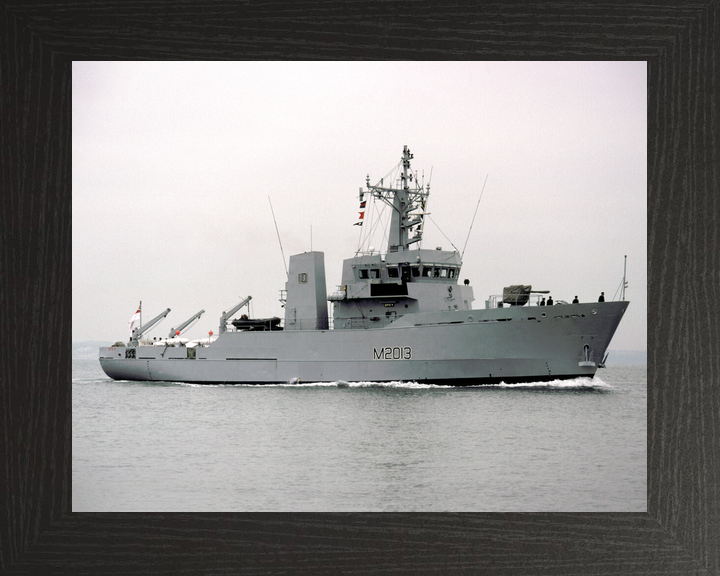 HMS Spey M2013 River Class Minesweeper Warship June 1991 Photo Print - Posters, Prints, & Visual Artwork - by Hampshire Prints (image 3 of 9)