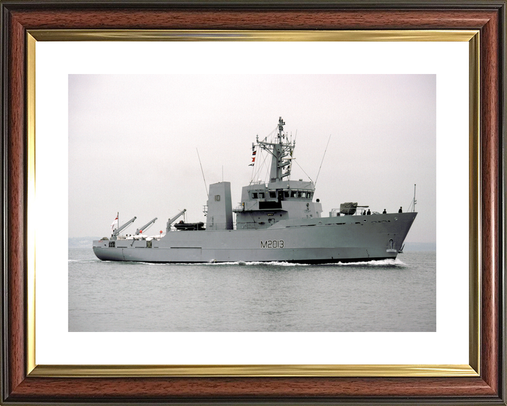 HMS Spey M2013 River Class Minesweeper Warship June 1991 Photo Print - Posters, Prints, & Visual Artwork - by Hampshire Prints (image 8 of 9)