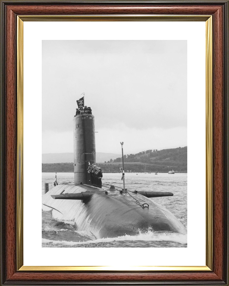 HMS Conqueror S48 Churchill Class Submarine 1982 Jolly Roger