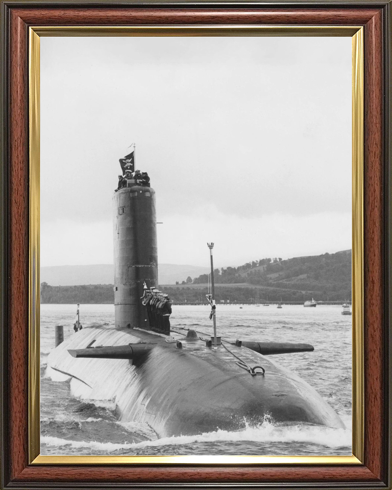 HMS Conqueror S48 Churchill Class Submarine 1982 Jolly Roger