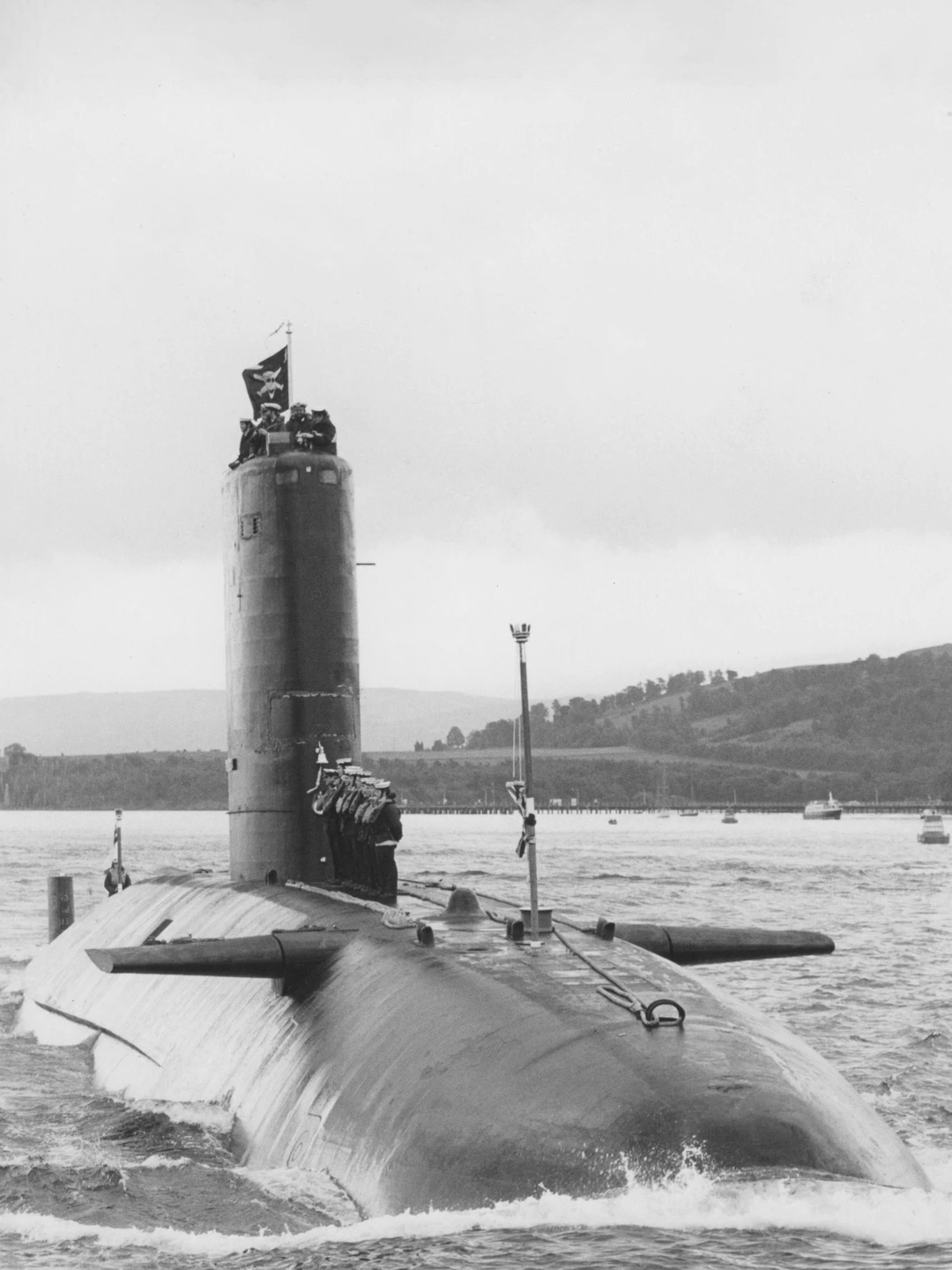 HMS Conqueror S48 Churchill Class Submarine 1982 Jolly Roger