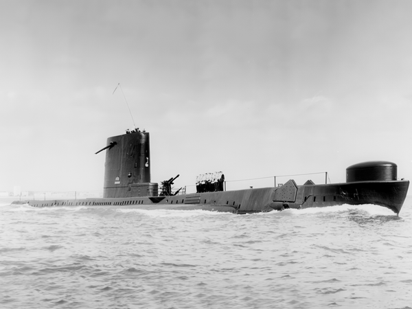 HMS Andrew P423 Amphion Class Submarine Starboard Side