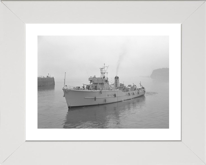HMS St David M1124 Minesweeper Warship Photo Print - Posters, Prints, & Visual Artwork - by Hampshire Prints (image 4 of 9)