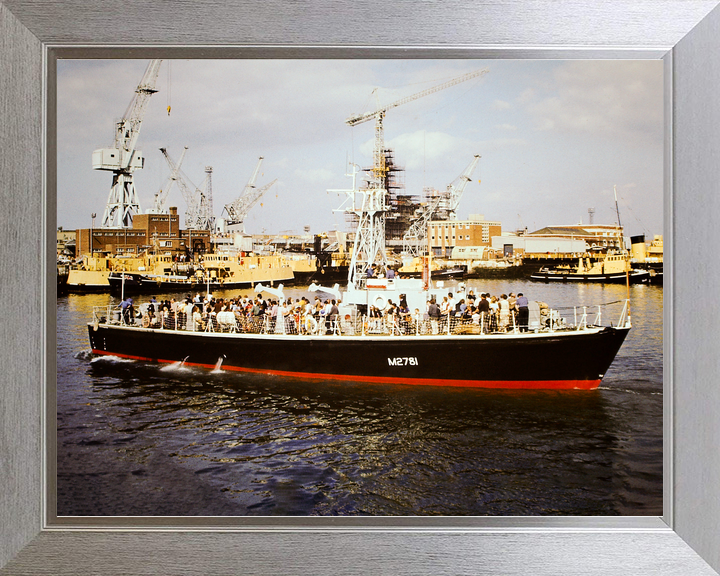 HMS Portisham M2781 Ham Class Minesweeper August 1980 Photo Print - Posters, Prints, & Visual Artwork - by Hampshire Prints (image 7 of 9)