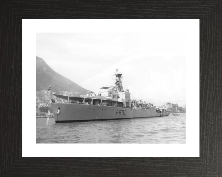 HMS St Brides Bay F600 Bay Class Frigate Photo Print - Posters, Prints, & Visual Artwork - by Hampshire Prints (image 2 of 9)