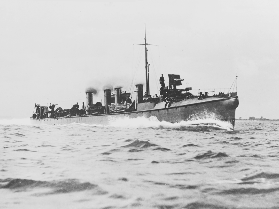 HMS Hornet (1893) Royal Navy Havock Class Torpedo Boat Starboard View Photo Print Wall Art Decor - Posters, Prints, & Visual Artwork - by Hampshire Prints (image 1 of 9)