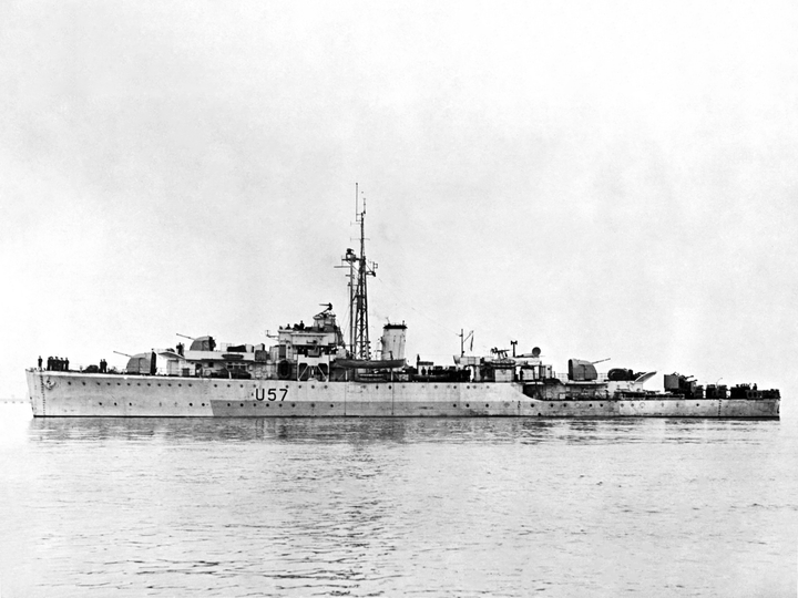 HMS Black Swan U57 (L57) Royal Navy Black Swan Class Sloop Port Beam Photo Print Wall Art Decor Posters, Prints, & Visual Artwork Hampshire Prints 6 x 4 No Frame No