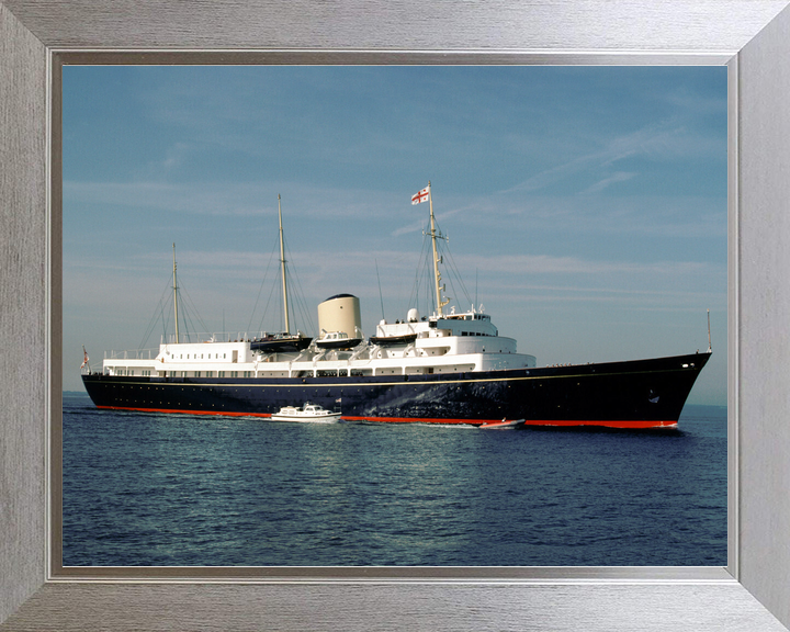 HMY Britannia Royal Yacht Starboard View Photo Print - Posters, Prints, & Visual Artwork - by Hampshire Prints (image 7 of 9)