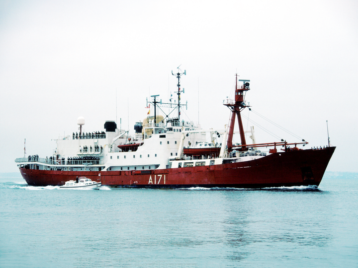 HMS Endurance (A171) Royal Navy Ice Breaker Patrol Ship Entering Harbour Photo Print Wall Art Decor - Posters, Prints, & Visual Artwork - by Hampshire Prints (image 1 of 9)