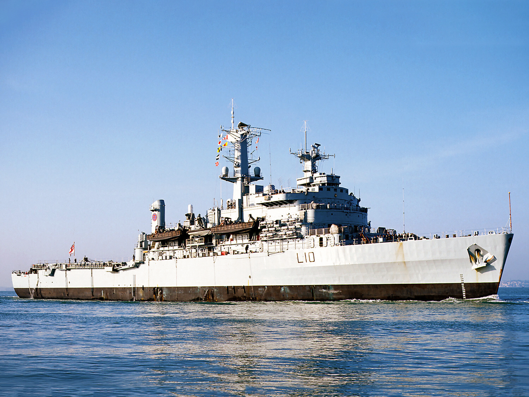 HMS Fearless (L10) Royal Navy Fearless Class Landing Platform Dock Starboard Reflections Photo Print Wall Art Decor - Posters, Prints, & Visual Artwork - by Hampshire Prints (image 1 of 9)