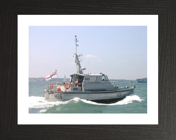 HMS Gleaner (H86) Royal Navy Survey Motor Launch Starboard View Photo Print Wall Art Decor - Posters, Prints, & Visual Artwork - by Hampshire Prints (image 2 of 9)