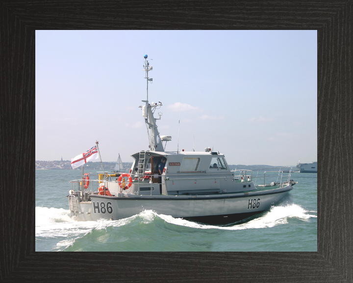 HMS Gleaner (H86) Royal Navy Survey Motor Launch Starboard View Photo Print Wall Art Decor - Posters, Prints, & Visual Artwork - by Hampshire Prints (image 3 of 9)