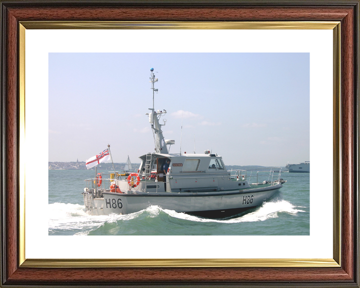 HMS Gleaner (H86) Royal Navy Survey Motor Launch Starboard View Photo Print Wall Art Decor - Posters, Prints, & Visual Artwork - by Hampshire Prints (image 8 of 9)