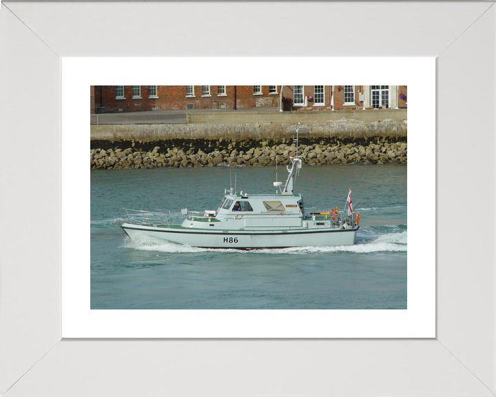HMS Gleaner (H86) Royal Navy Survey Motor Launch Leaving Portsmouth Photo Print Wall Art Decor - Posters, Prints, & Visual Artwork - by Hampshire Prints (image 4 of 9)
