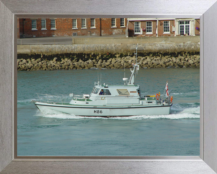 HMS Gleaner (H86) Royal Navy Survey Motor Launch Leaving Portsmouth Photo Print Wall Art Decor - Posters, Prints, & Visual Artwork - by Hampshire Prints (image 7 of 9)