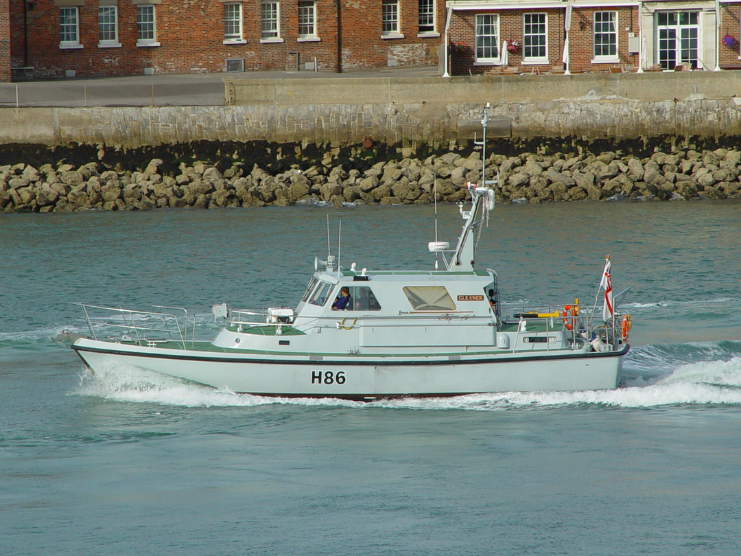 HMS Gleaner (H86) Royal Navy Survey Motor Launch Leaving Portsmouth Photo Print Wall Art Decor - Posters, Prints, & Visual Artwork - by Hampshire Prints (image 1 of 9)