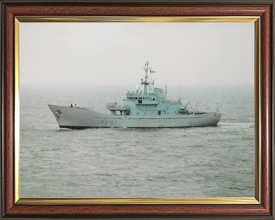 HMS Guernsey (P297) Royal Navy Island Class Patrol Vessel Port Beam View Photo Print Wall Art Decor - Posters, Prints, & Visual Artwork - by Hampshire Prints (image 9 of 9)