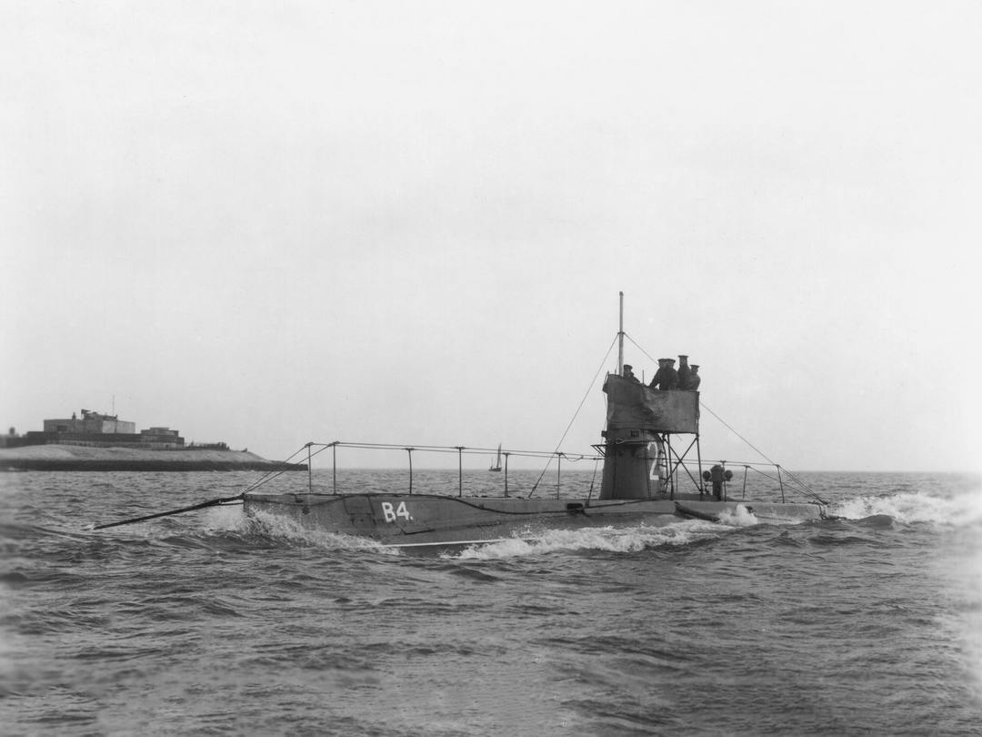 HMS B4 Photo Print - Port Side View - Royal Navy B Class Submarine Posters, Prints, & Visual Artwork Hampshire Prints 6 x 4 No Frame No