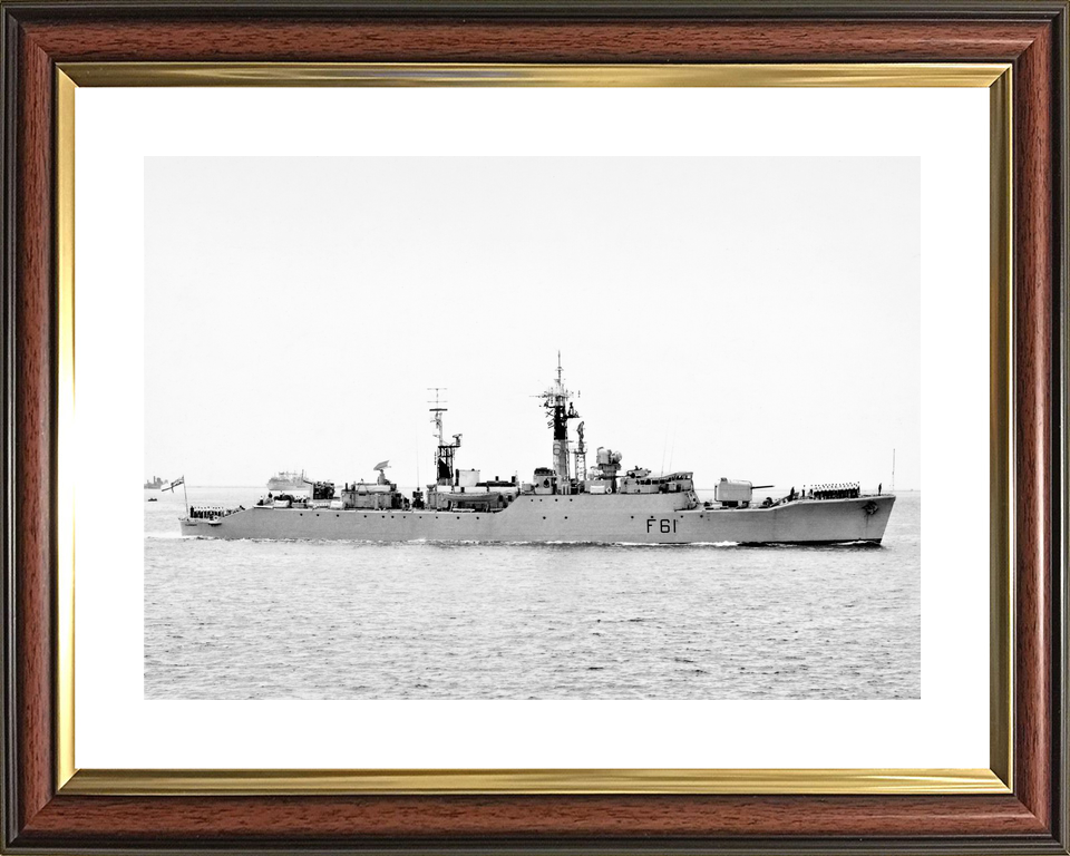 HMS Llandaff F61 Salisbury Class Frigate 1966 Photo Print - Posters, Prints, & Visual Artwork - by Hampshire Prints (image 8 of 9)