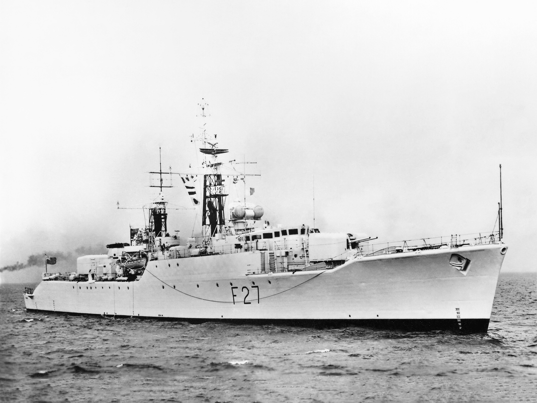 HMS Lynx F27 Leopard Class Frigate 1959 Photo Print - Posters, Prints, & Visual Artwork - by Hampshire Prints (image 1 of 9)