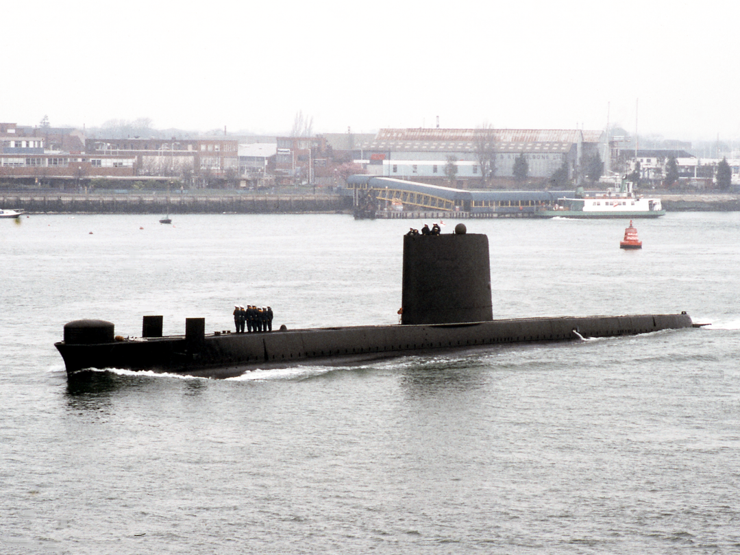 HMS Otter S15 Oberon Class Submarine 1983