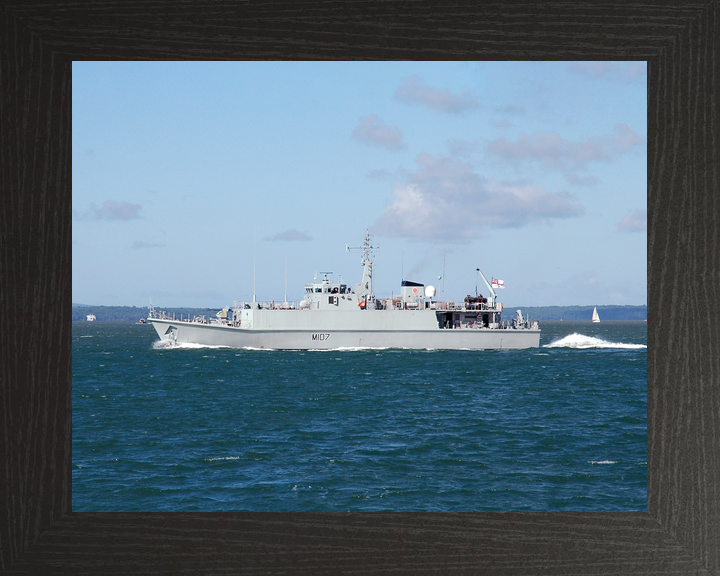 HMS Pembroke M107 Sandown Class Minehunter May 2005 Photo Print - Posters, Prints, & Visual Artwork - by Hampshire Prints (image 3 of 9)