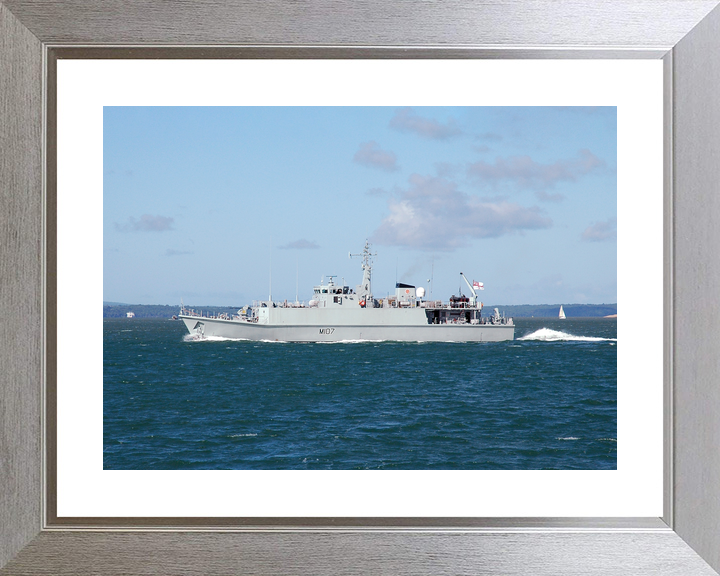 HMS Pembroke M107 Sandown Class Minehunter May 2005 Photo Print - Posters, Prints, & Visual Artwork - by Hampshire Prints (image 6 of 9)