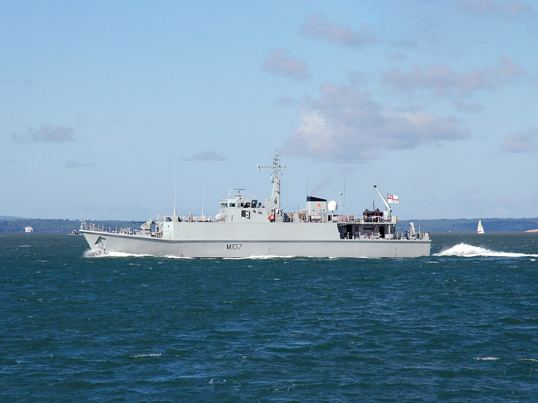 HMS Pembroke M107 Sandown Class Minehunter May 2005 Photo Print - Posters, Prints, & Visual Artwork - by Hampshire Prints (image 1 of 9)