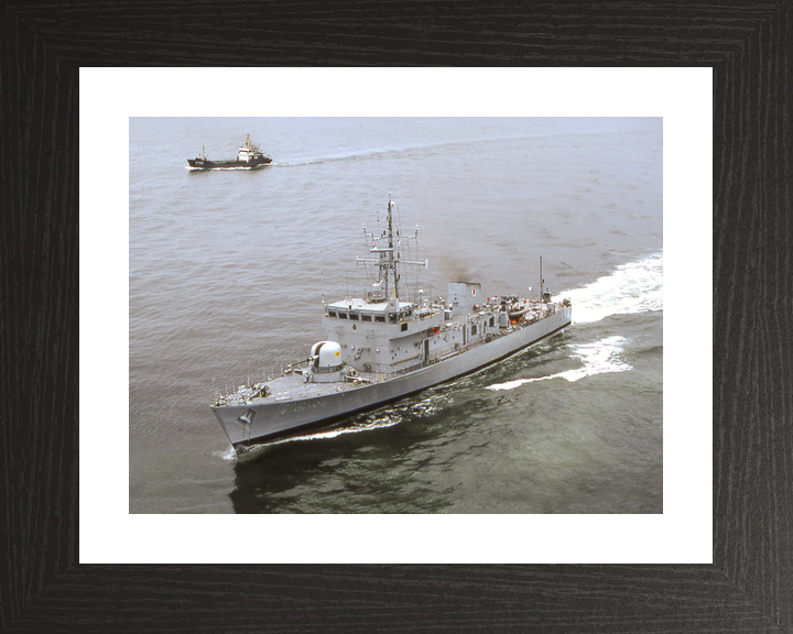 HMS Plover P240 Peacock Class Patrol Vessel July 1986 Port Box View Photo Print - Posters, Prints, & Visual Artwork - by Hampshire Prints (image 2 of 9)