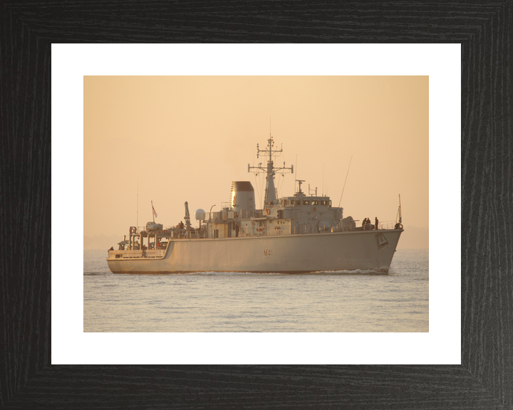 HMS Quorn M41 Hunt Class Minehunter Photo Print - Posters, Prints, & Visual Artwork - by Hampshire Prints (image 2 of 9)